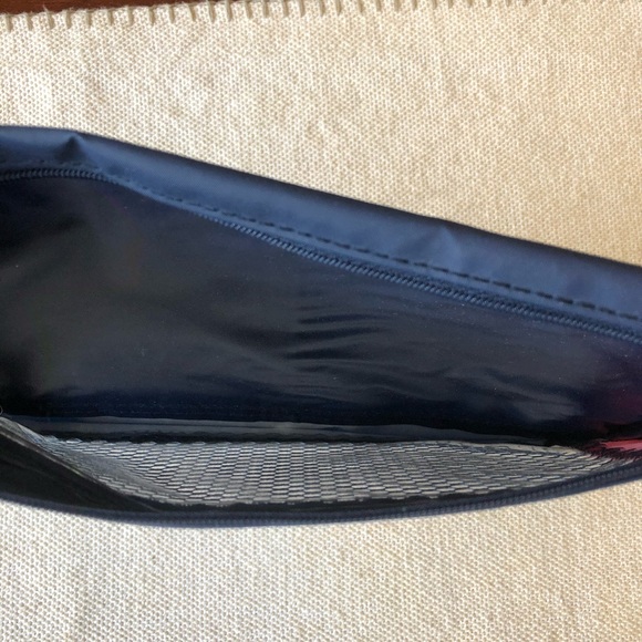 Tommy Hilfiger pencilcase - Picture 3 of 3